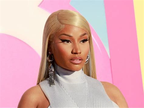 Nicki Minaj calls own hit song ‘stupid’ as she shuts down live performance