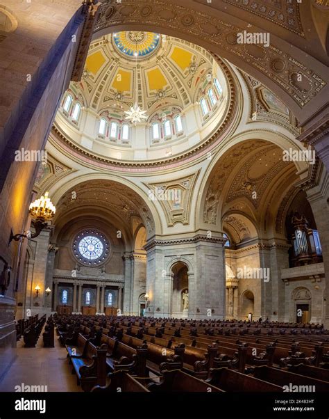 Cathedral of Saint Paul interior Stock Photo - Alamy