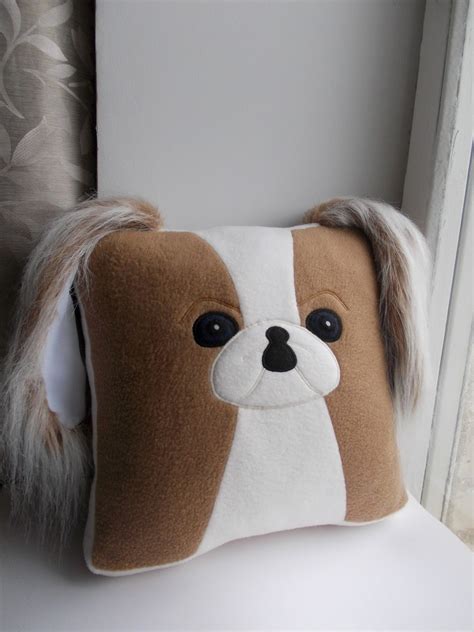 Rollanda onlineshop pillows: Japanese Chin dog pillow with furry ears