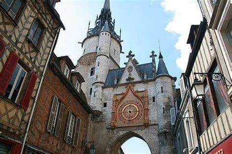 Yonne, France: tourism, towns and villages and attractions in Yonne, Burgundy