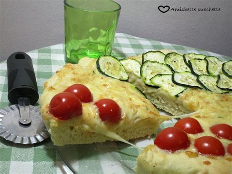 Pizza tricolore allo yogurt | Amichette Cuochette Blog | Food, Vegetables, Zucchini