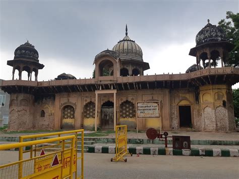 File:Rani ki Chatri and Shahi Talab, Ballabgarh, Haryana..jpg - Jatland Wiki