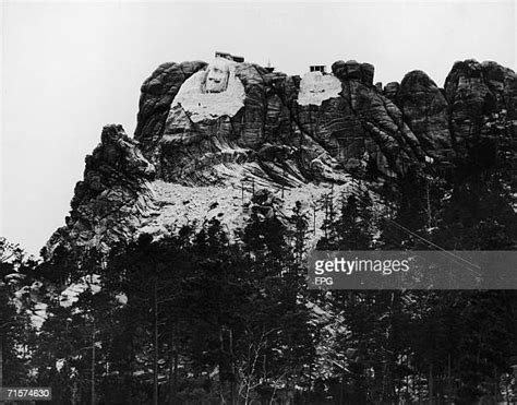 25 Mount Rushmore Construction Stock Photos, High-Res Pictures, and Images - Getty Images