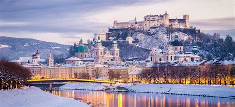 Christmas on the Danube River Cruise | 2022 River Cruises | Riviera River Cruises