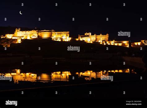 Night view of the illuminated Amer Fort in Jaipur, India Stock Photo - Alamy