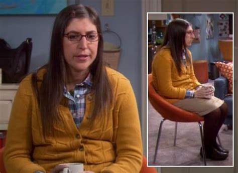 Amy Farrah Fowler Outfits & Fashion on The Big Bang Theory | Mayim Bialik