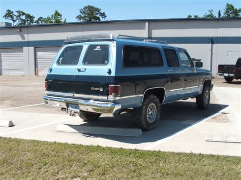 1980s and early 1990s GMC/Chevy Suburbans vs todays Suburbans. Which are better from what era ...