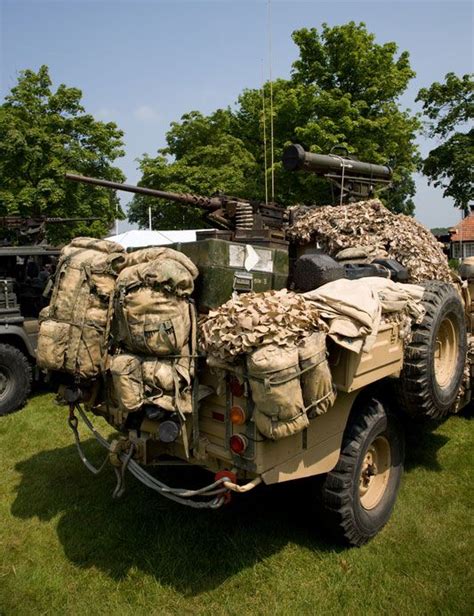 SAS Land Rover | Military vehicles, Land rover, Army vehicles