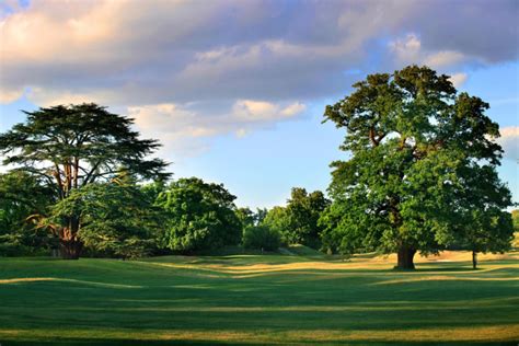 Book a golf break to Hanbury Manor Golf Course, Hertfordshire