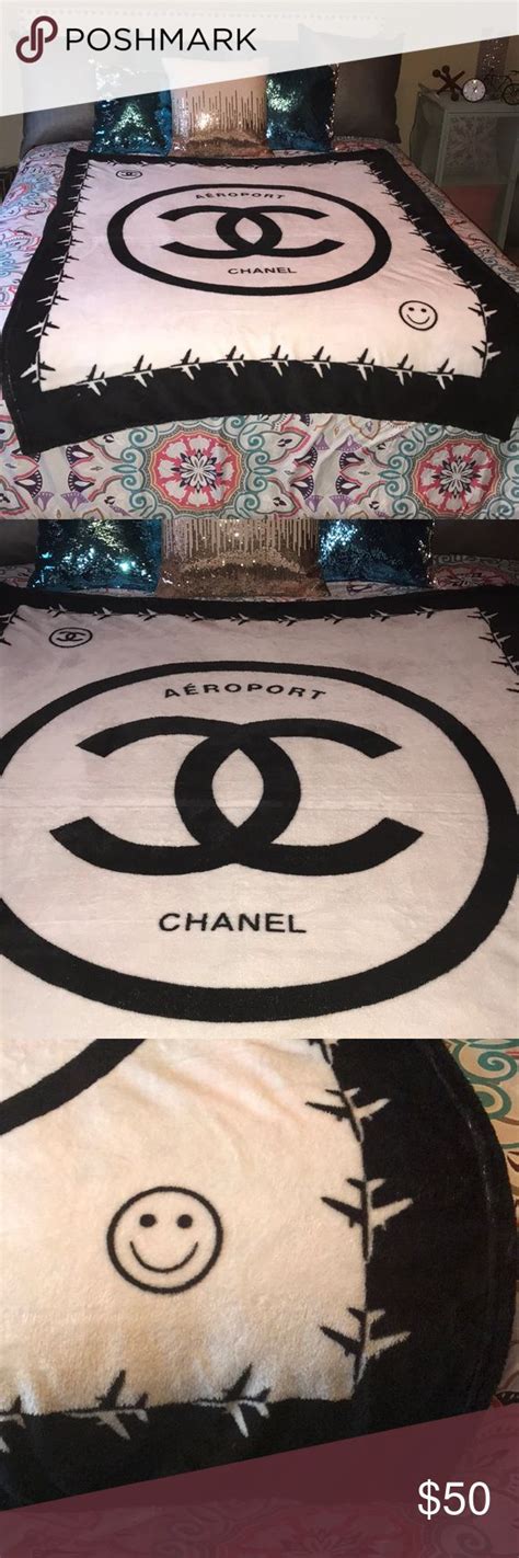 Chanel VIP Aero Sport Blanket throw 5’x4’ | Throw blanket, Chanel decor, Blanket