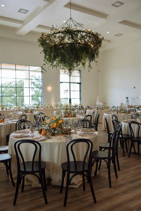 This Arlo Wedding Was a Mix of Texas Tradition and an African Safari - Junebug Weddings