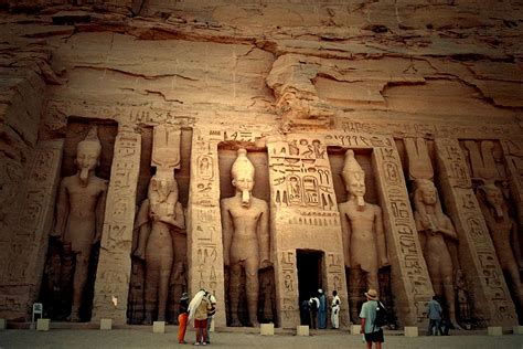 abu simbel temple interior - Google Search | Égypte, Égypte antique