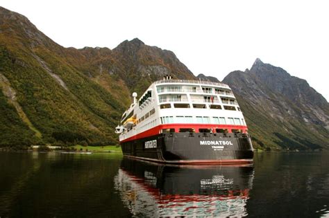 Cabin Vs Suite on a Hurtigruten Cruise in Norway