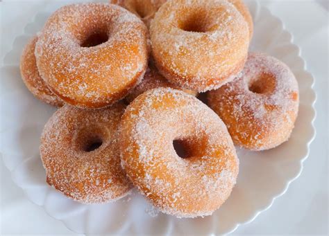 Dimples & Delights: Perfect Yeast Donuts