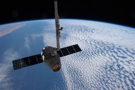 Satellite Orbite Spacex · Photo gratuite sur Pixabay