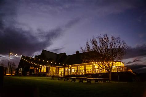 Riverstone Estate - Wedding Venues Coldstream | Easy Weddings