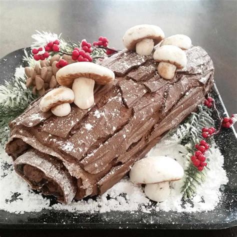 Impressive Yule Log Recipes for Christmas