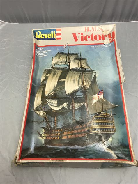 Revell HMS Victory 1/146 scale Model Kit - Vintage Keepsakes