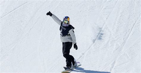 Anna Gasser, Mark McMorris lead big air qualifying at Aspen worlds