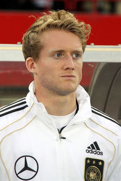 File:Andre Schürrle, Germany national football team (06).jpg - Wikimedia Commons