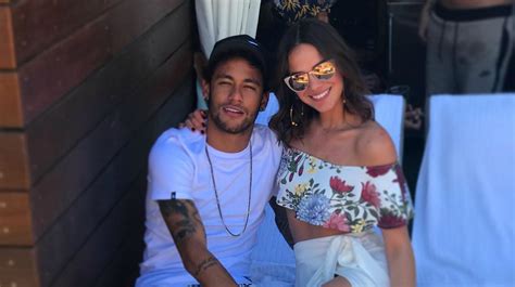 Neymar back with ex-girlfriend Bruna Marquezine for fourth time ...