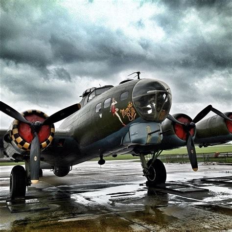 Warbirds: Photo