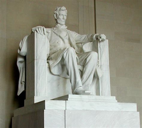 File:Lincoln statue, Lincoln Memorial.jpg - Wikimedia Commons