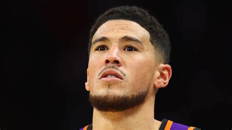 Suns' Booker drops 51 points on Bulls in three quarters | Yardbarker