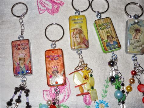 Damsel Designs: Dominoe Key Chains