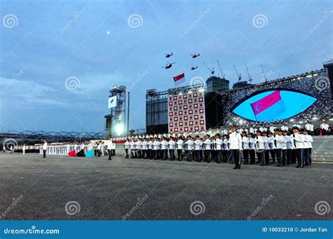 Singapore National Anthem During NDP 2009 Editorial Image - Image: 10033210