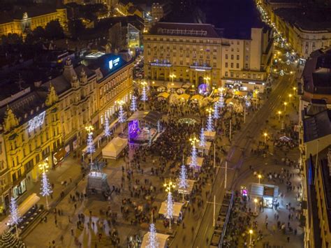 ZAGREB CHRISTMAS MARKET - Go to Croatia