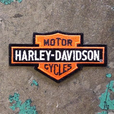 Vintage Licensed Velvet Harley Davidson Embroidered Bar & Shield Patch ...