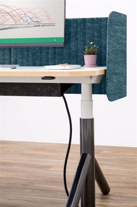 Steelcase Flex Collection height-adjustable desk | WSA | Office planning