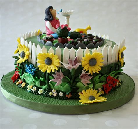 garden theme cake design Ronna's blog: garden cake - Oxilo