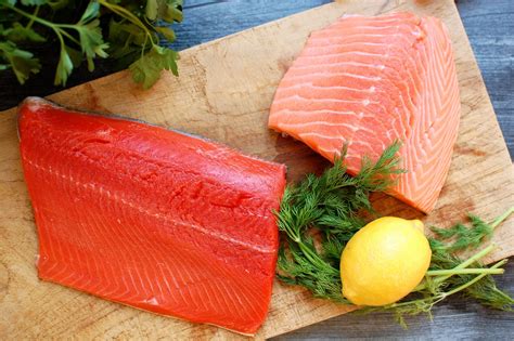 What's the Difference? Farmed vs. Wild Salmon Explained