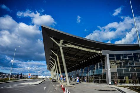 Pristina Airport plans runway extension