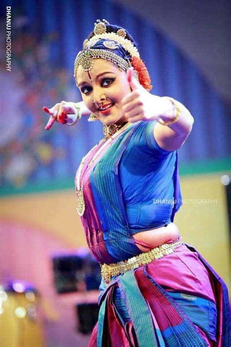 Pin by Advait Rahimo on Indian classical dancer | Dance photography ...