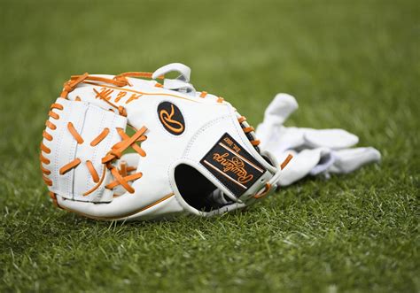 Texas Baseball: Longhorns Return Home to Take on Arizona - Sports ...