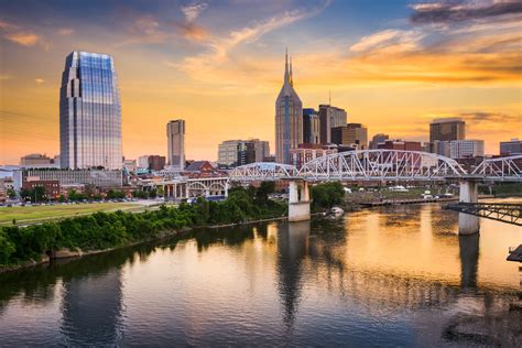 EXPLORE NASHVILLE “MUSIC CITY, USA” Tour - Sunshine Tours