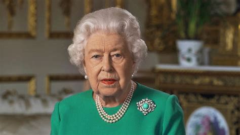 Queen Elizabeth makes rare speech to address UK amid coronavirus crisis - ABC News