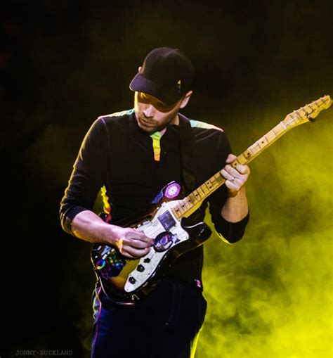 Jonny Buckland Appreciation | Jonny buckland, Famous guitars, Coldplay