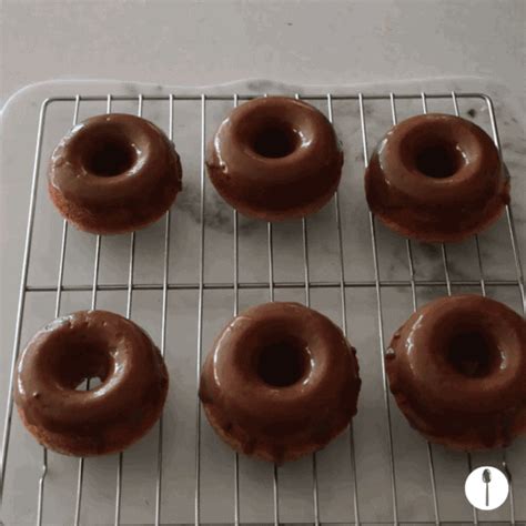 These Homemade Gingerbread Peppermint Donuts Rock Winter Mornings