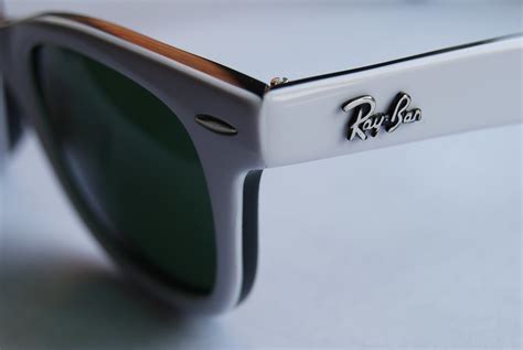 Ray Ban | White Wayfarer Sunglasses | Sean King | Flickr