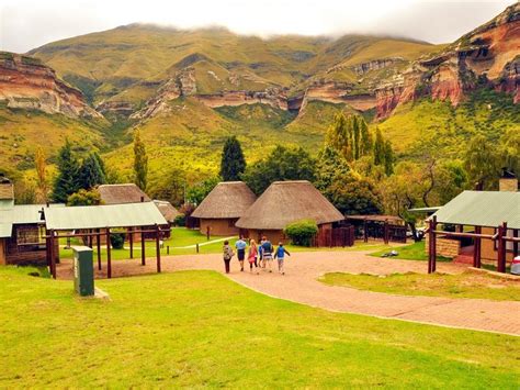 Golden Gate Highlands National Park, Clarens | Places to visit, Tourist ...