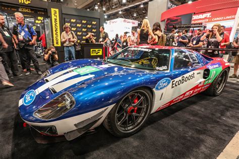 Classic Ford GT40 Replica Gets Modern Engine - Exotic Car List