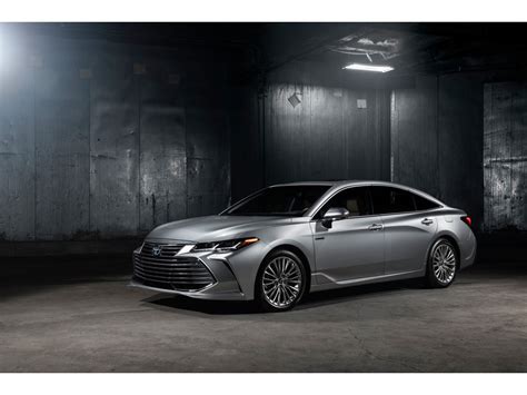 2021 Toyota Avalon Hybrid Prices, Reviews, & Pictures | U.S. News ...