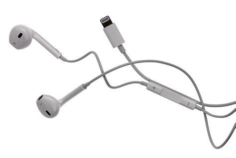 Apple EarPods with Lightning Connector review | What Hi-Fi?