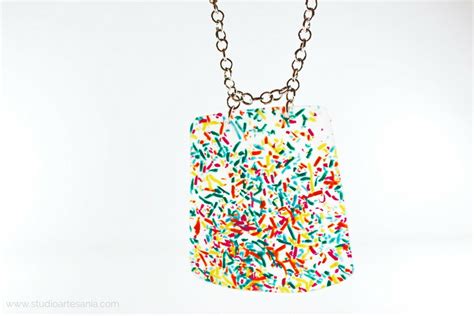 DIY Translucent and colorful polymer clay jewelry - STUDIO ARTESANIA