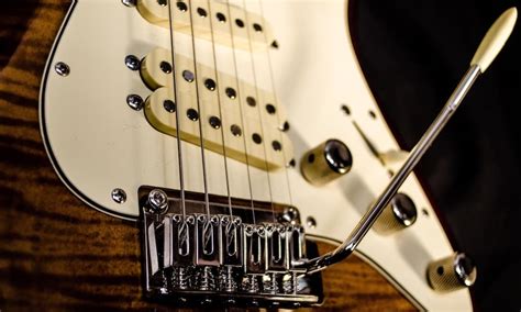 What Are the Parts of a Guitar Pickup and How do they Affect the Tone? - Jazz Guitar Today