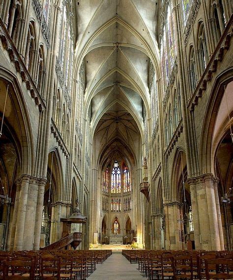 Altar of Metz Cathedral | Architecture - Inside | Cathedral, Cathedral basilica, Religious ...